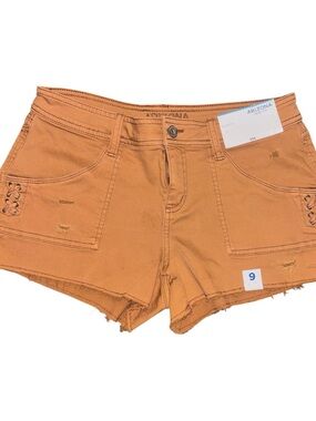Arizona Jean Co. Camel Distressed Lace-Up Denim Shorts – Size 9 – NWT